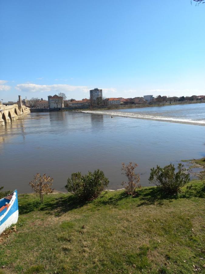 Къща За Гости -Хт Svilengrad ภายนอก รูปภาพ
